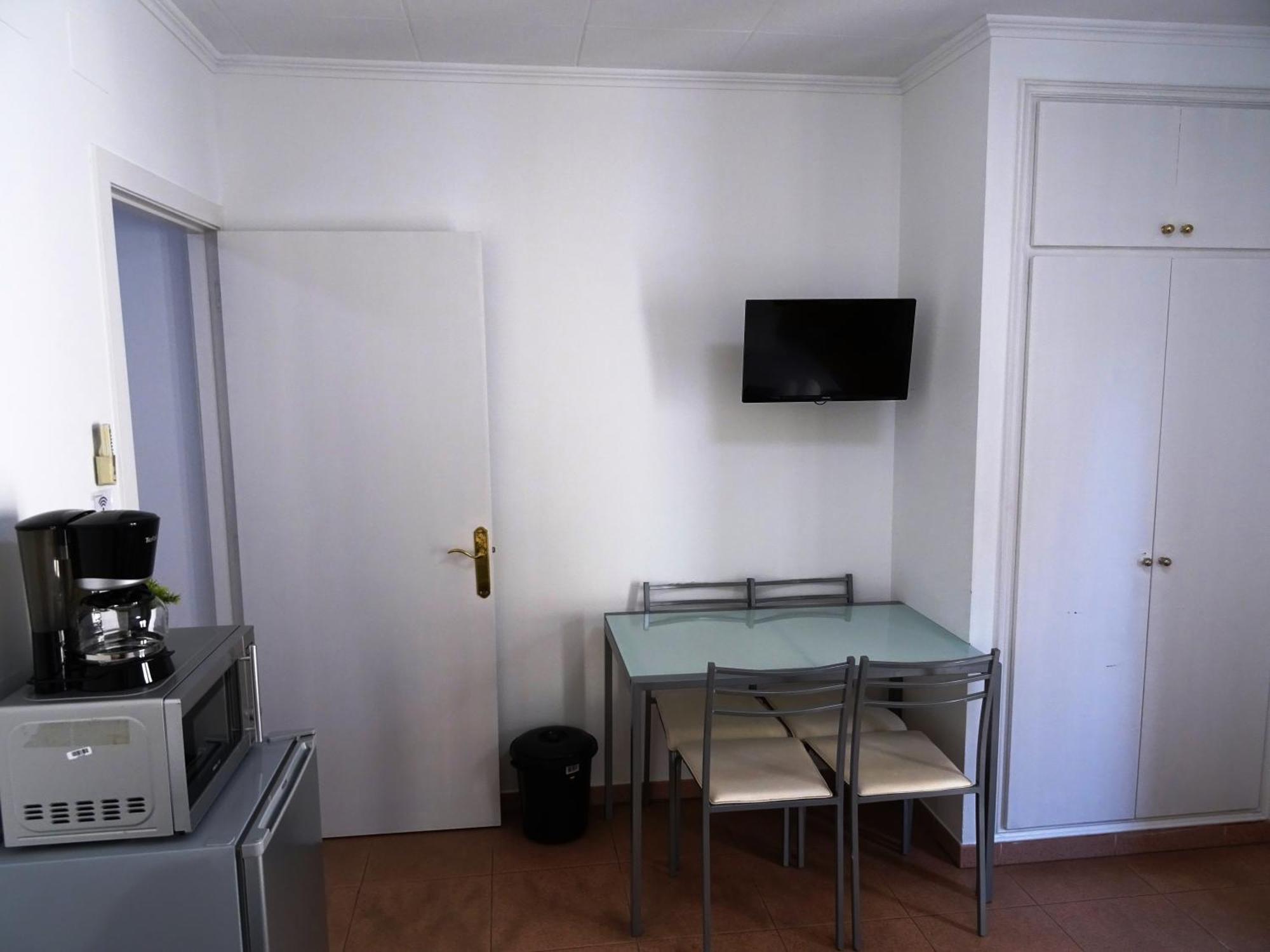 Center Plaza Figueres Apartment Фигерас Екстериор снимка
