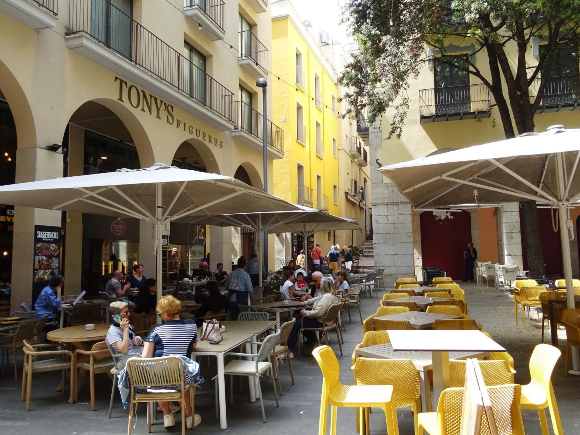 Center Plaza Figueres Apartment Фигерас Екстериор снимка