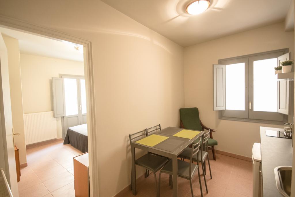 Center Plaza Figueres Apartment Фигерас Екстериор снимка