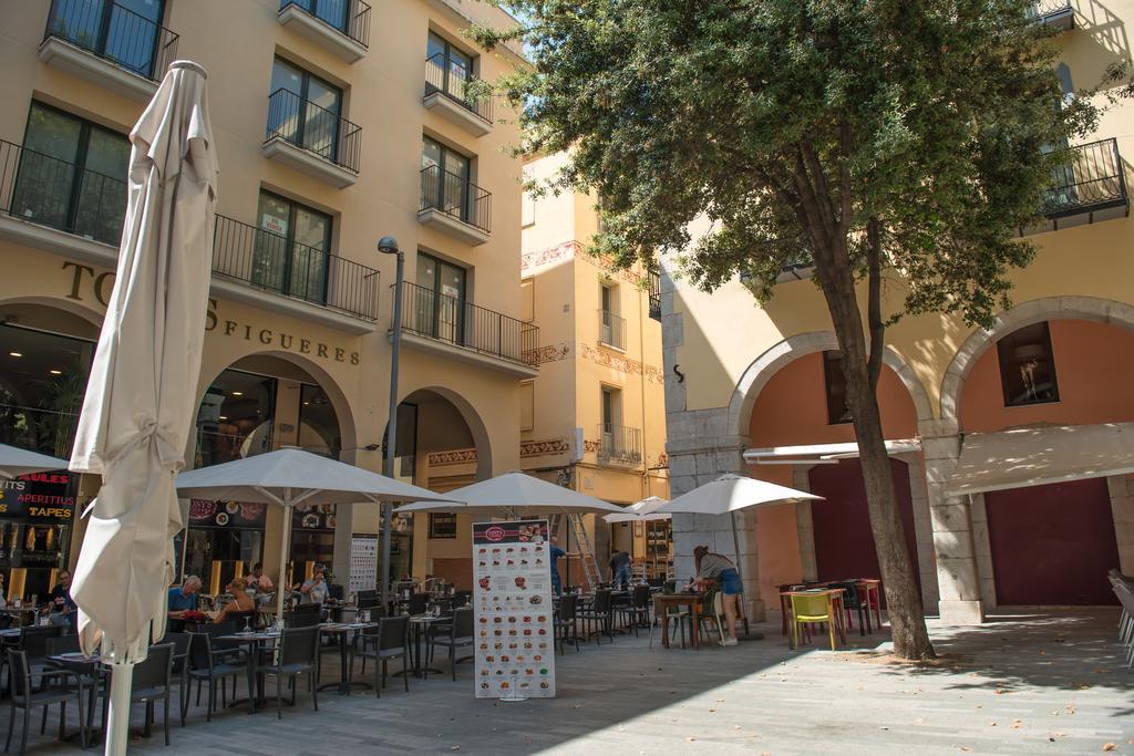 Center Plaza Figueres Apartment Фигерас Екстериор снимка